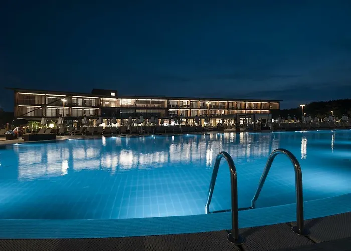 Hotel Lino Delle Fate Eco 4*