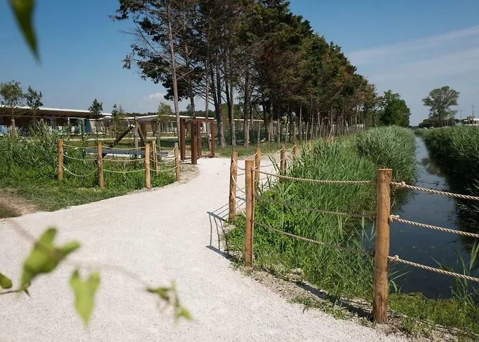 Hotel Lino Delle Fate Eco 4*